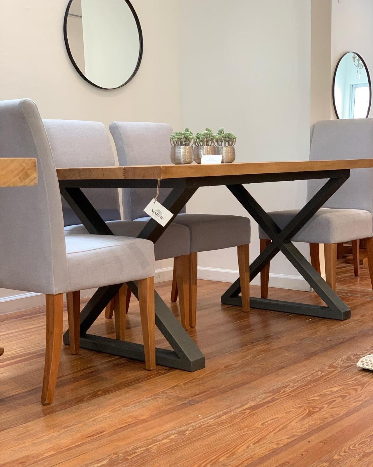 Mesa Comedor Clau